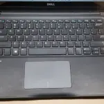 Laptop Dell Latitude 3380 13.3" Touch i3-6006U 8GB RAM 128GB SSD Win 11 Pro