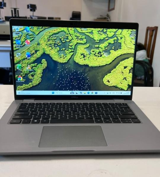 Laptop Táctil Dell Latitude 5420 14" FHD i7-1165G7 16GB RAM 256GB SSD Win 11 Pro