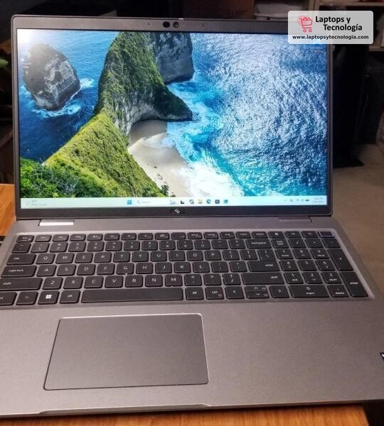 Laptop Dell Latitude 5530 15.6" FHD i7-1265U 16GB RAM 512GB SSD Win 11 Pro