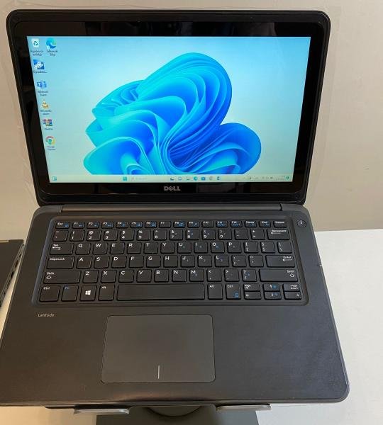 Laptop Tactil Dell Latitude 3380 13.3" Laptop i3-6006U 2GHz 4 GB RAM 128 GB SSD Win 11 Pro