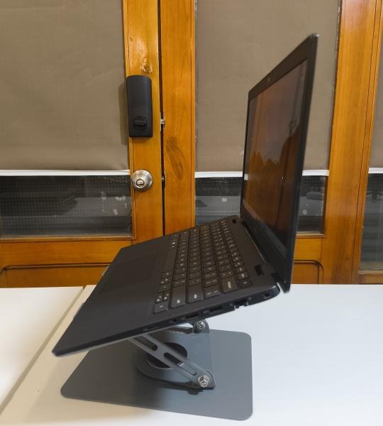 Laptop Dell Latitude 3420 I7-1165G7. 16GB RAM 256 SSD M.2 Intel Iris Xe