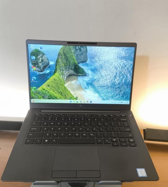 Laptop Dell Latitude 7400 Intel Core I7-8665U 16GB RAM 256 SSD