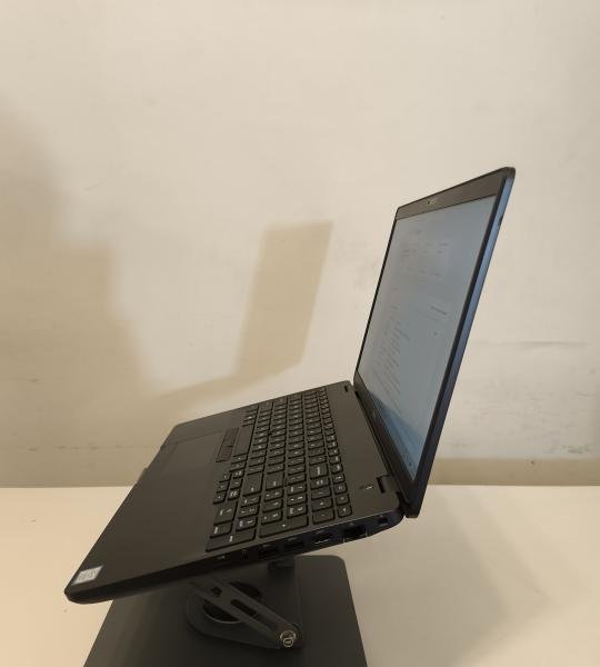 Laptop Dell Precision 3541 | 15.6" | Core i7-9850H | 16GB RAM | 500GB SSD | Quadro P620 Nvidia 4GB