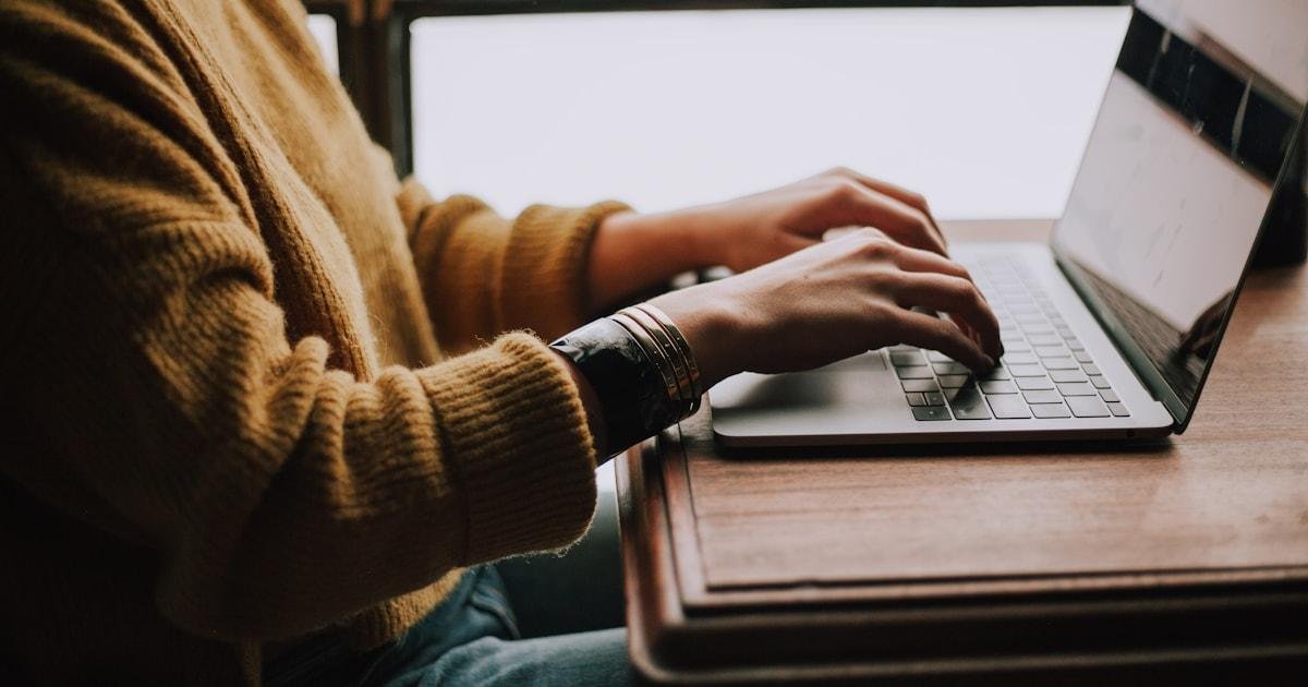 Qué laptop necesitas según tu carrera: guía para estudiantes