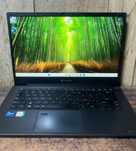 Laptop Toshiba Dynabook Tecra A40-J 14" FHD Táctil i7-1185G7 16GB RAM 512GB SSD Win 11 Pro
